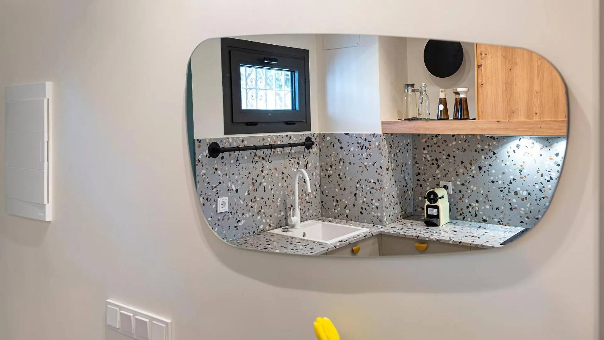 Apartment Newly Renovated Studio In Golden Mile W/ Pool Marbella