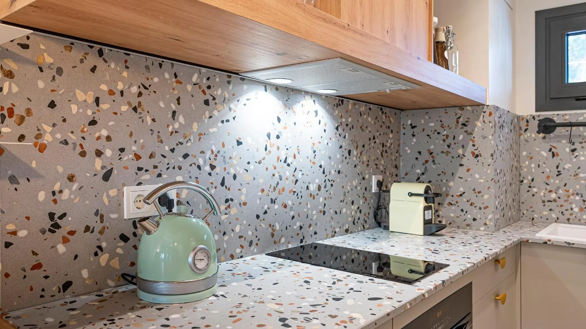 Apartment Newly Renovated Studio In Golden Mile W/ Pool Marbella