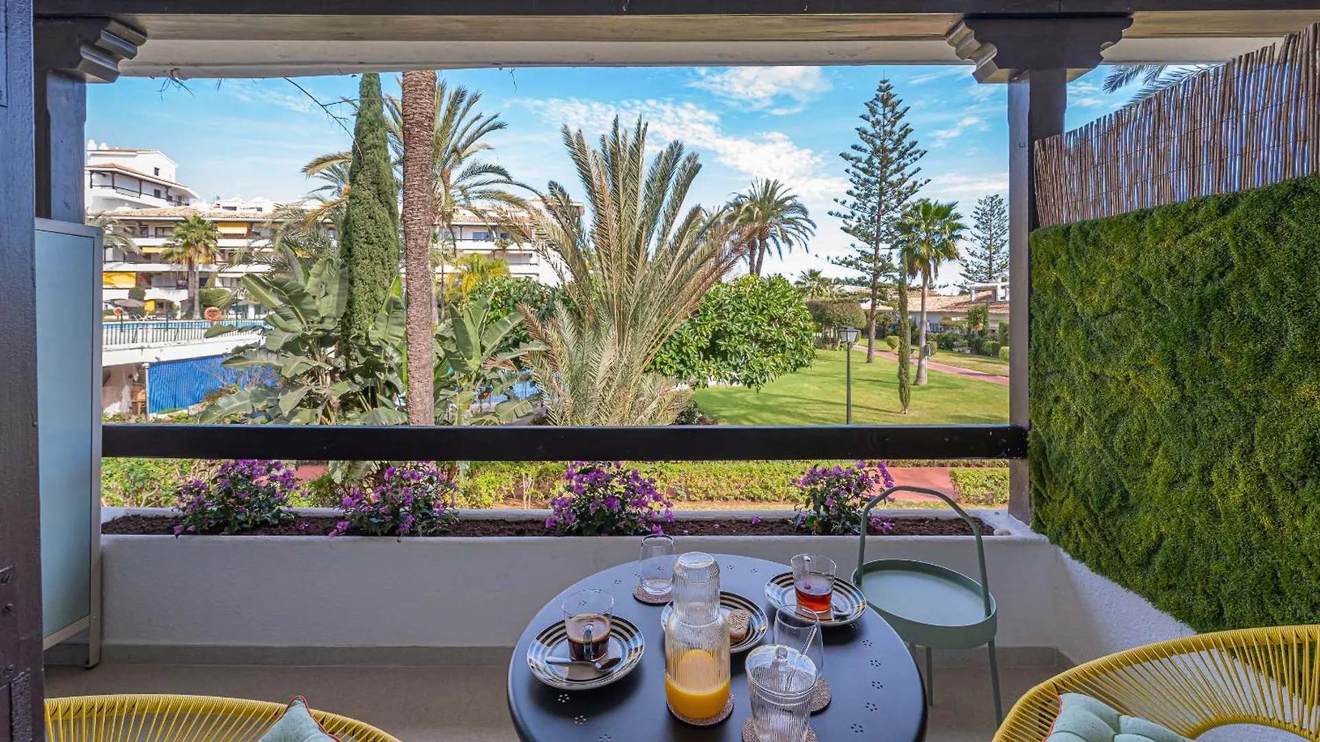 Newly Renovated Studio In Golden Mile W/ Pool Marbella