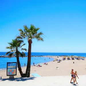 Apartment Beachfront Luxury Apartment, Puerto Banus,, Marbella